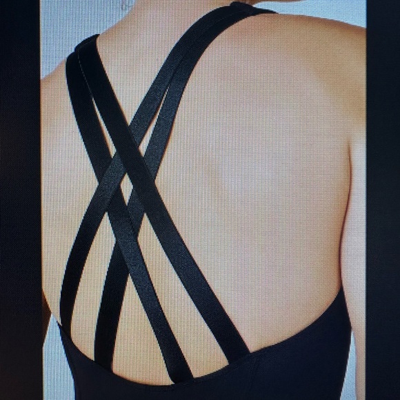 Never worn Fabletics maroon bodysuit with cross back size medium - Picture 7 of 11